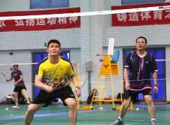 爱游戏- 羽毛球杯赛掀起高潮，皖南雷豹队大胜陇右雄狮队，战至最后一刻——战术板得到兑现