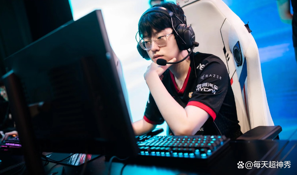 爱游戏体育-Scout在塞尔维亚队比赛中关键助攻，高光表现引发热议！的简单介绍