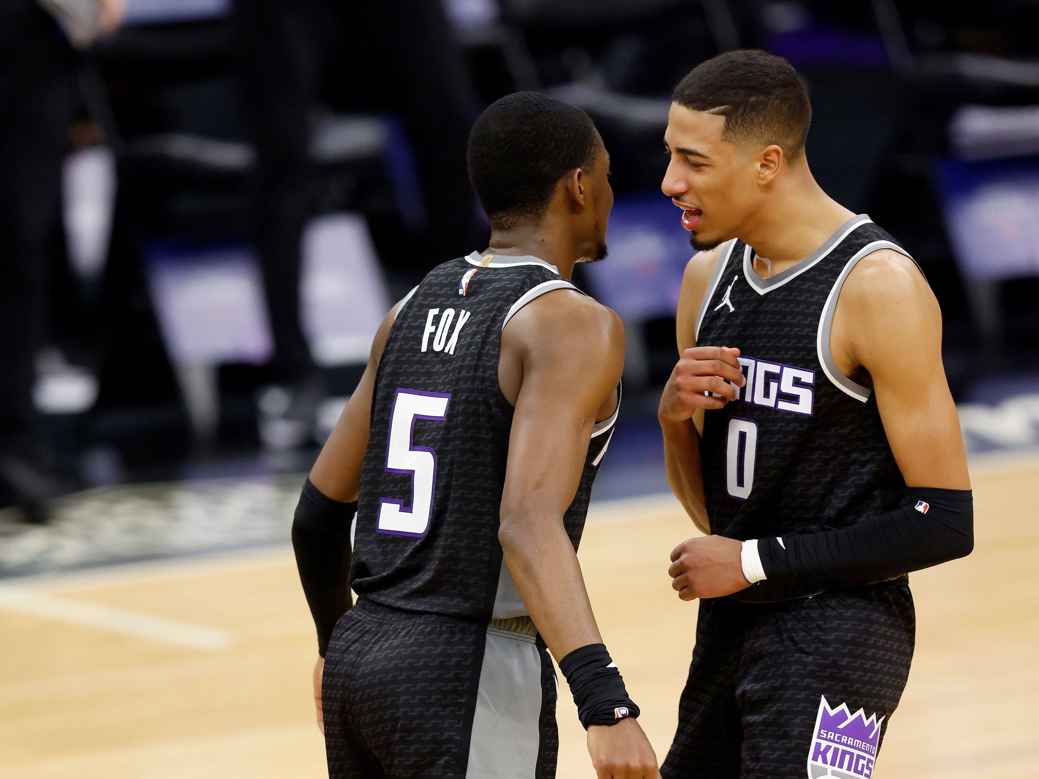 AYX-穆雷在篮网比赛中战术调整，精彩发挥引发热议！的简单介绍