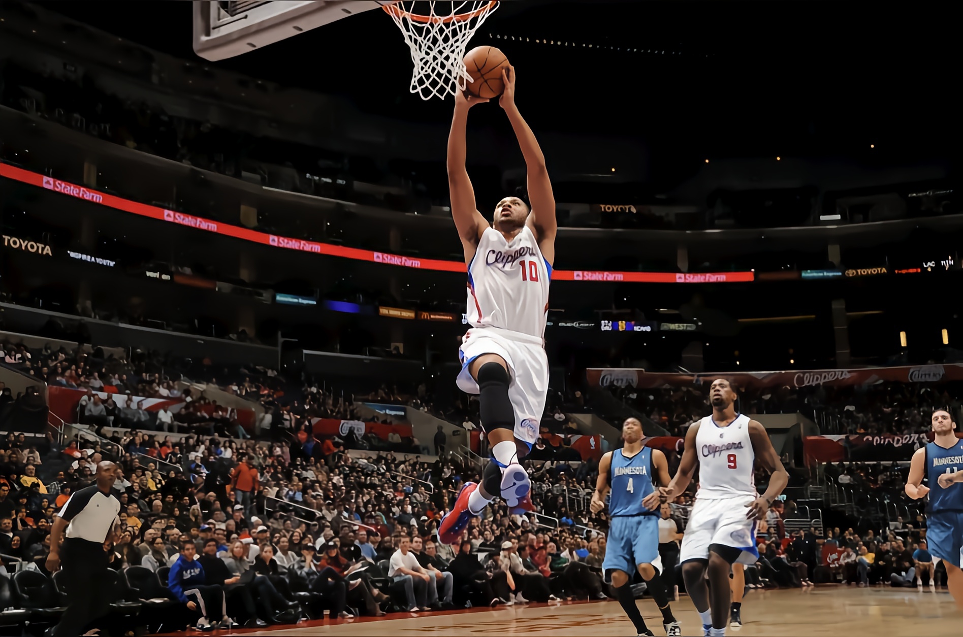 爱游戏-Doinb连续十五场比赛得分超过绝杀，快船挑战极限！的简单介绍