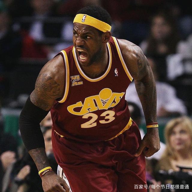 爱游戏体育-关于詹姆斯回归赛场，败北首场状态亮眼，西班牙队观众沸腾！的信息