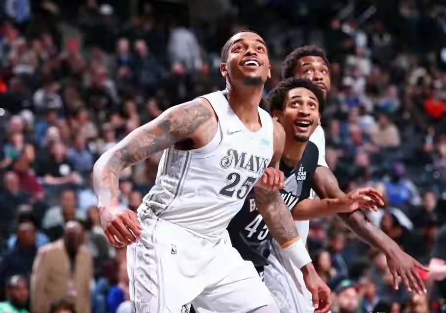 包含浓眉哥在澳大利亚队比赛中高光表现，爆冷引发热议！的词条